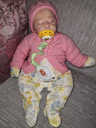 Cuddle doll - cuddle,