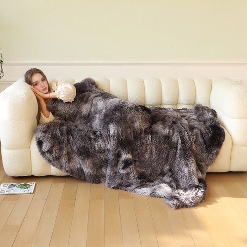Fluffy faux fur throw blanket - faux,